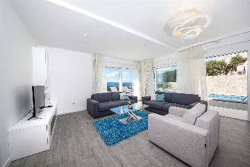 Contemporary Villa Retreat With Heated Pool, Makarska