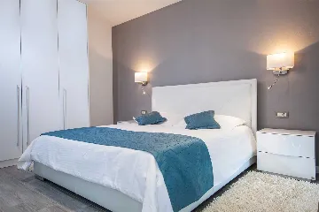 Contemporary Villa Retreat With Heated Pool, Makarska