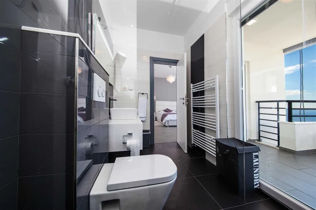 Modern Villa with Pool in Makarska