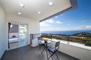 Modern Villa with Pool in Makarska