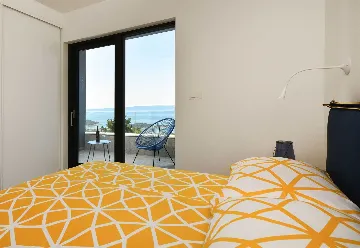 Modern 4-Bedroom Villa with Heated Pool in Makarska