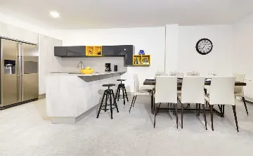 Modern 4-Bedroom Villa with Heated Pool in Makarska