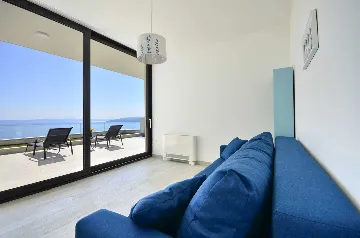 Modern 4-Bedroom Villa with Heated Pool in Makarska