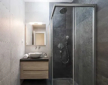 Modern Villa with Heated Pool in Milna