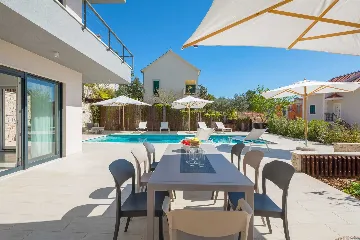 Modern Seaside Villa with Heated Pool in Milna