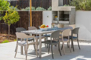 Modern Seaside Villa with Heated Pool in Milna