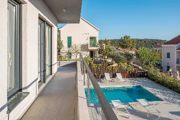 Modern Seaside Villa with Heated Pool in Milna