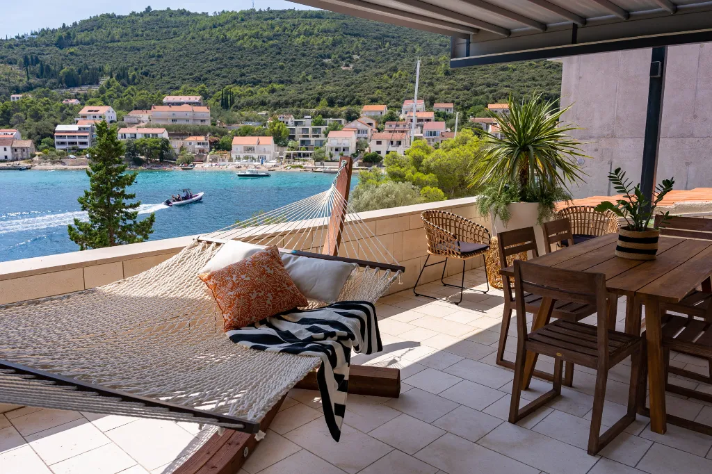 Modern Island Villa with Infinity Pool, Korčula