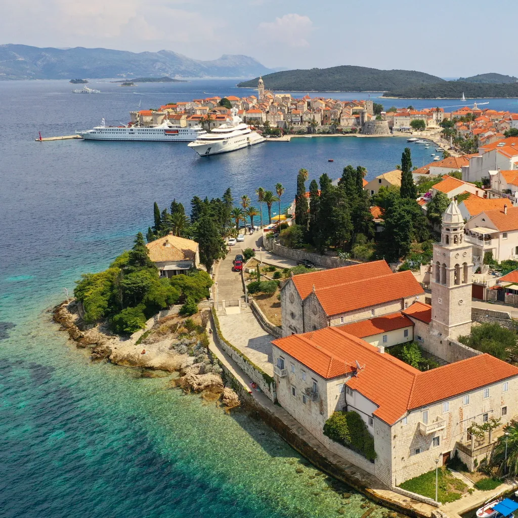 Modern Island Villa with Infinity Pool, Korčula