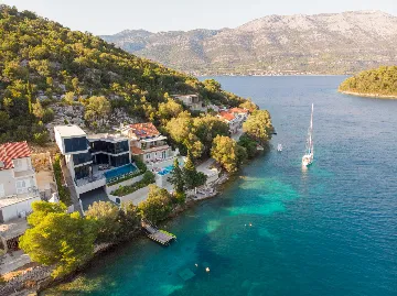 Modern Island Villa with Infinity Pool, Korčula