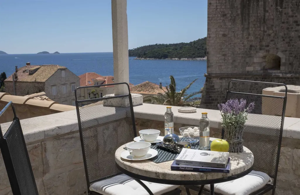 Elegant 4-Bedroom Villa with Pool in Dubrovnik