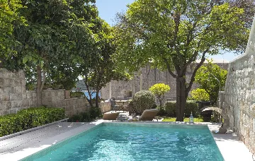 Elegant 4-Bedroom Villa with Pool in Dubrovnik