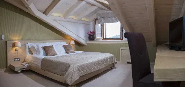 Elegant 4-Bedroom Villa with Pool in Dubrovnik