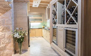 Elegant 4-Bedroom Villa with Pool in Dubrovnik