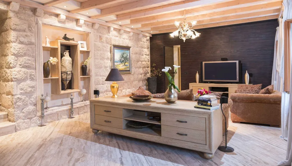Elegant 4-Bedroom Villa with Pool in Dubrovnik