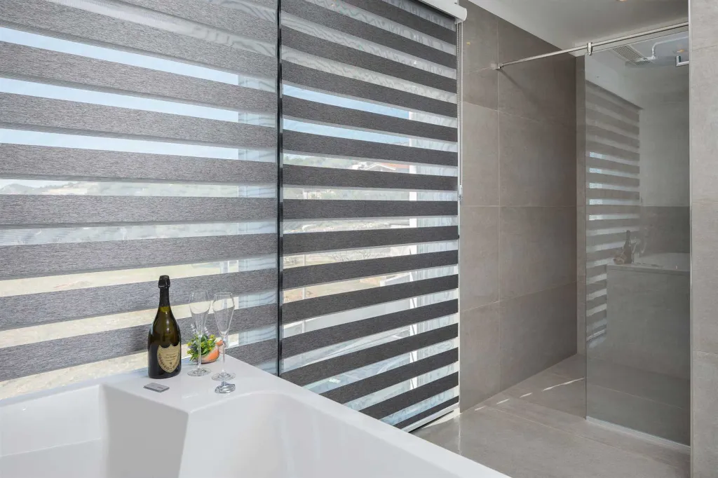 Contemporary Villa with Heated Pool, Seget Donji