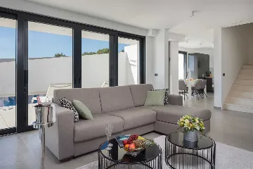 Contemporary Villa with Heated Pool, Seget Donji