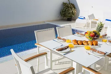 Contemporary Villa with Heated Pool, Seget Donji