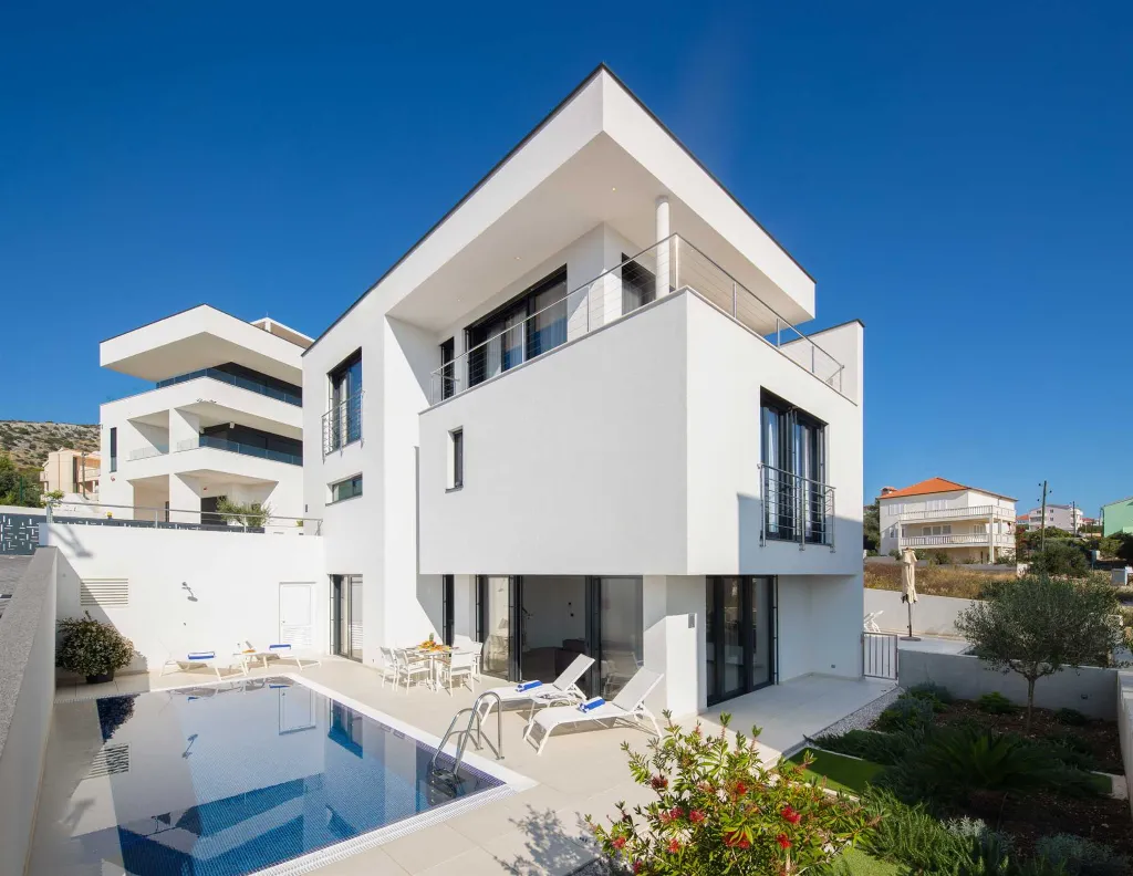 Contemporary Villa with Heated Pool, Seget Donji