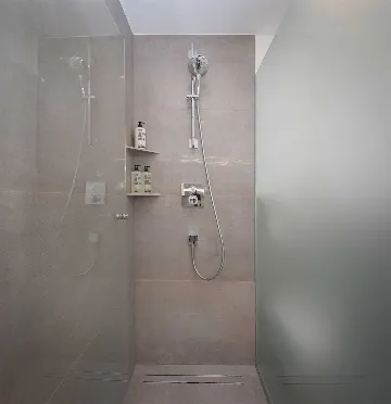 Contemporary Villa with Heated Pool in Seget Donji