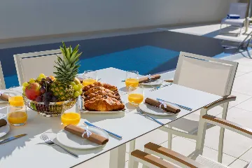 Contemporary Villa with Heated Pool in Seget Donji