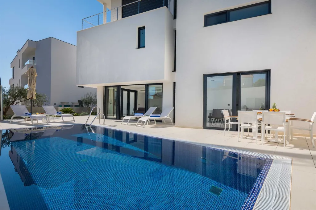 Modern Villa Retreat with Pool in Seget Donji