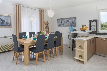 Poolside Family Villa in Kaštel Sućurac near Split