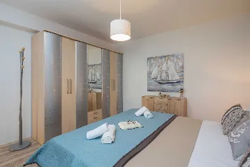 Poolside Family Villa in Kaštel Sućurac near Split