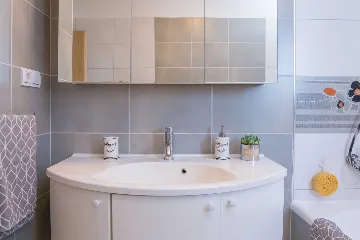 Poolside Family Villa in Kaštel Sućurac near Split