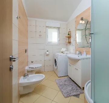 Poolside Family Villa in Kaštel Sućurac near Split