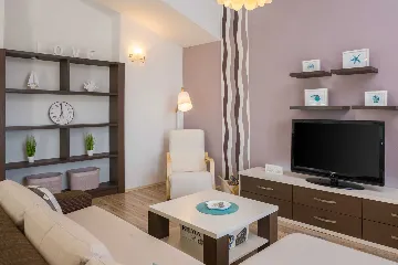 Poolside Family Villa in Kaštel Sućurac near Split