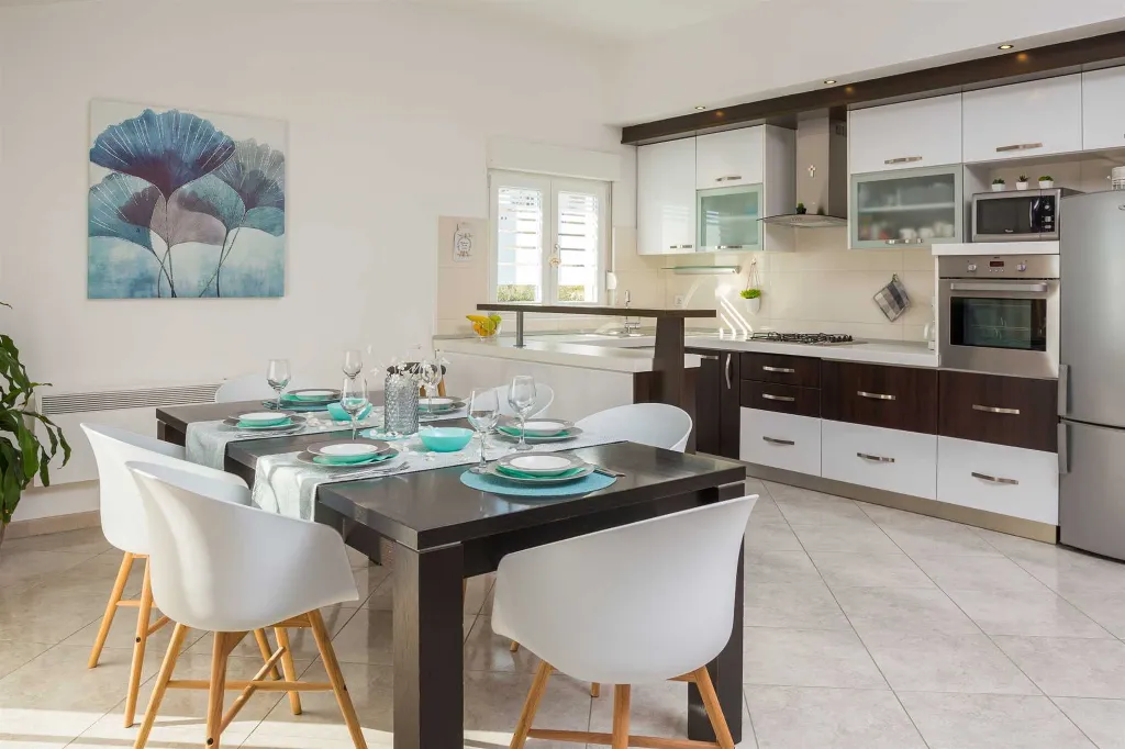 Poolside Family Villa in Kaštel Sućurac near Split