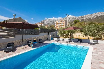 Poolside Family Villa in Kaštel Sućurac near Split