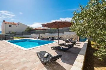 Poolside Family Villa in Kaštel Sućurac near Split