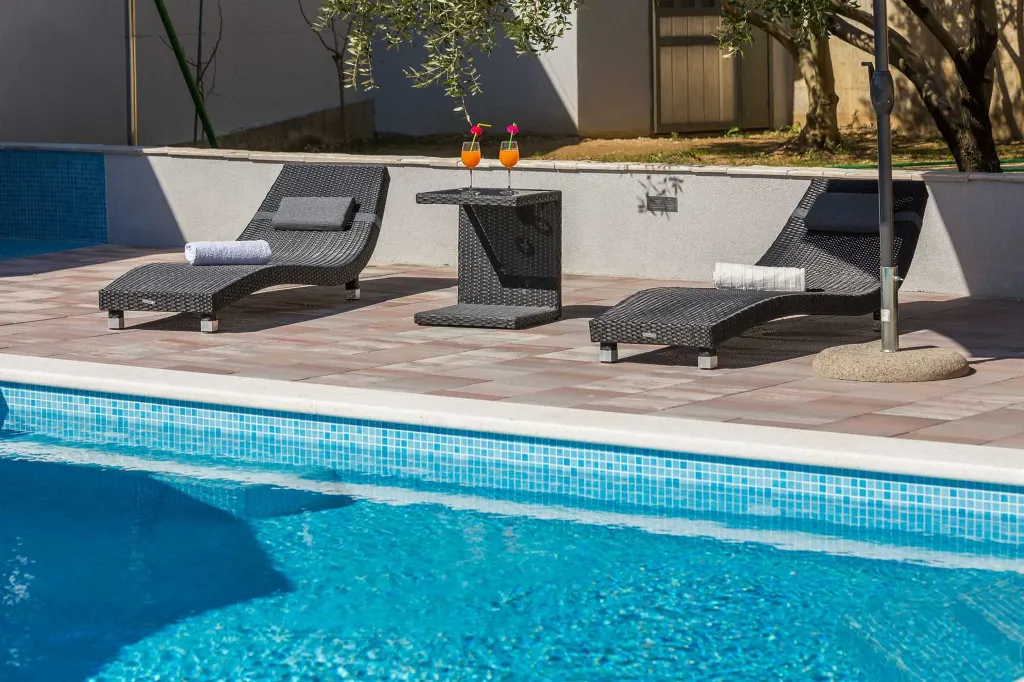 Poolside Family Villa in Kaštel Sućurac near Split