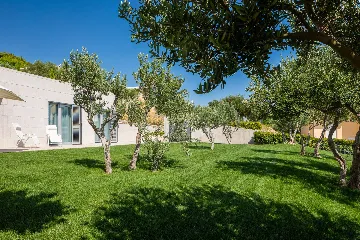 Contemporary Villa Retreat with Heated Pool in Kaštel Stari