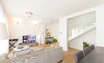 Seaside Retreat Villa with Pool in Trogir