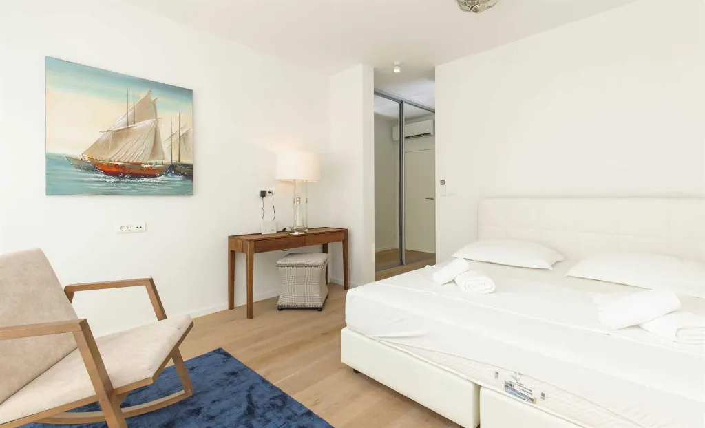 Seaside Retreat Villa with Pool in Trogir