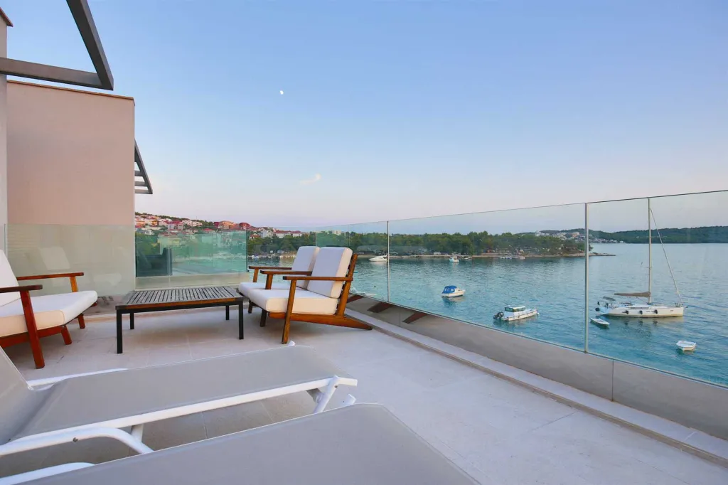 Seaside Retreat Villa with Pool in Trogir