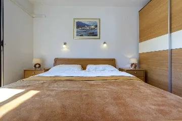 Family Villa with Pool and Terraces in Zaton