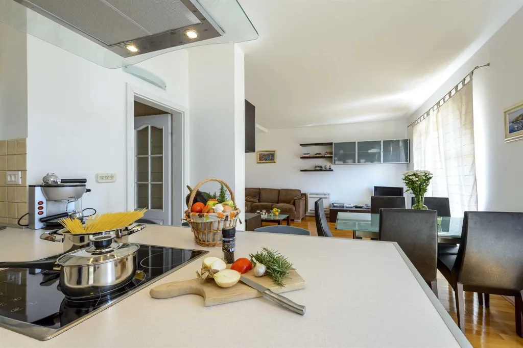Family Villa with Pool and Terraces in Zaton