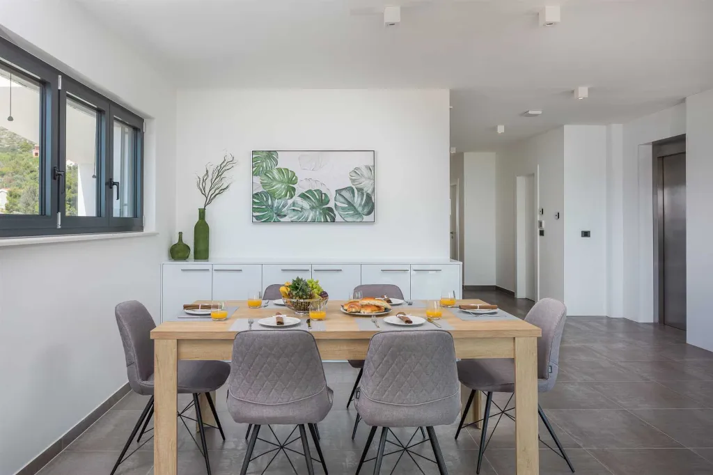 Modern Apartment with Pool in Seget Donji