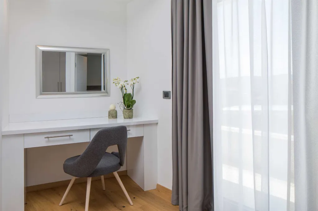 Modern Apartment with Pool in Seget Donji