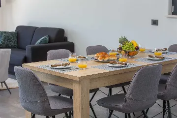 Modern Apartment with Pool in Seget Donji