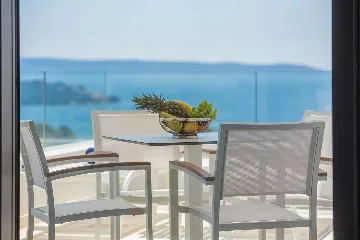 Modern Apartment with Pool in Seget Donji