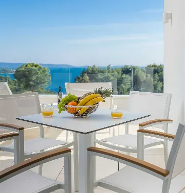 Modern Apartment with Pool in Seget Donji