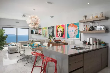 Modern Seaside Villa with Infinity Pool in Okrug Gornji