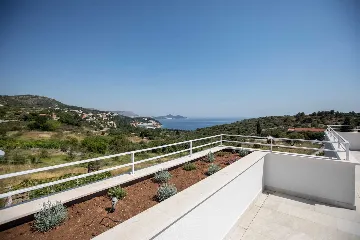 Spacious Villa Retreat with Pool in Orašac