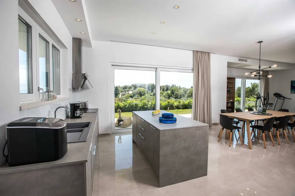 Spacious Villa Retreat with Pool in Orašac
