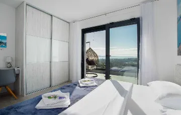 Modern Family Villa with Heated Pool in Solin